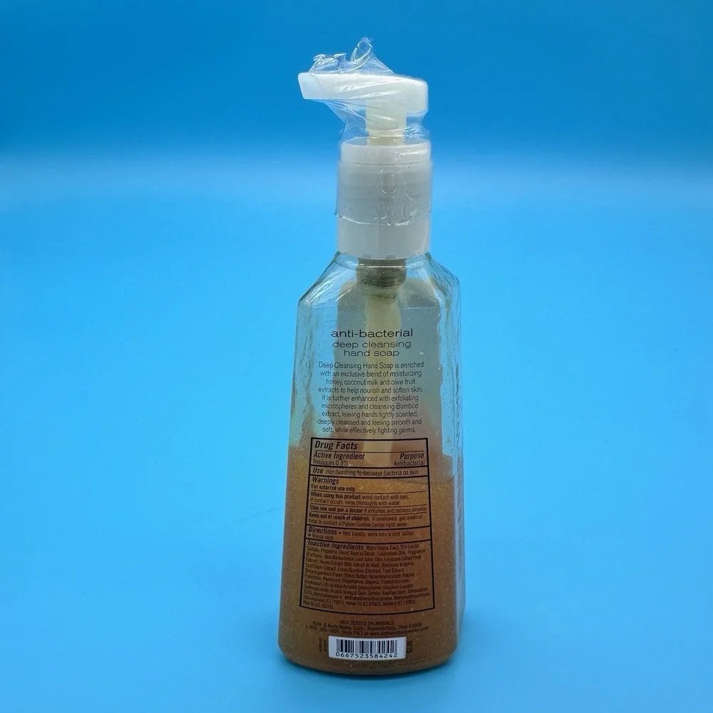 Bath & Body Works‎ Island Nectar Anti-Bacterial Deep Cleansing Hand Soap Sealed